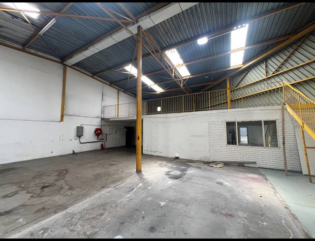 361M² WAREHOUSE TO LET IN KYA SANDS